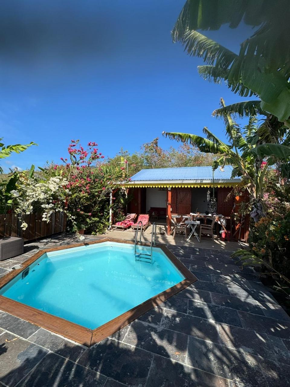 Bungalows Mathilde-Non Fumeur Bouillante Exteriér fotografie